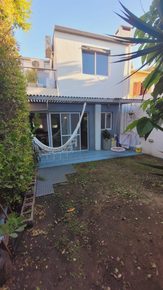 Vendo Duplex calle Lamadrid 