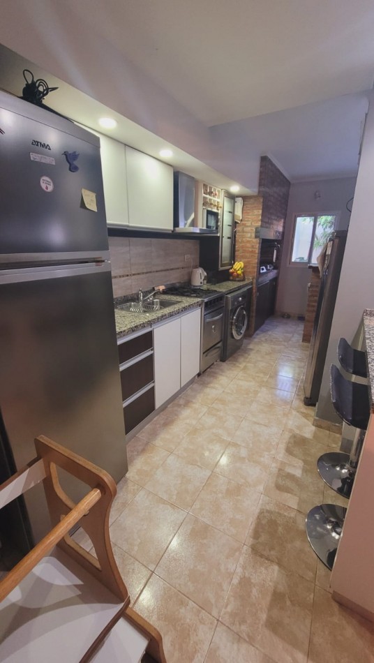 Vendo Duplex calle Lamadrid 