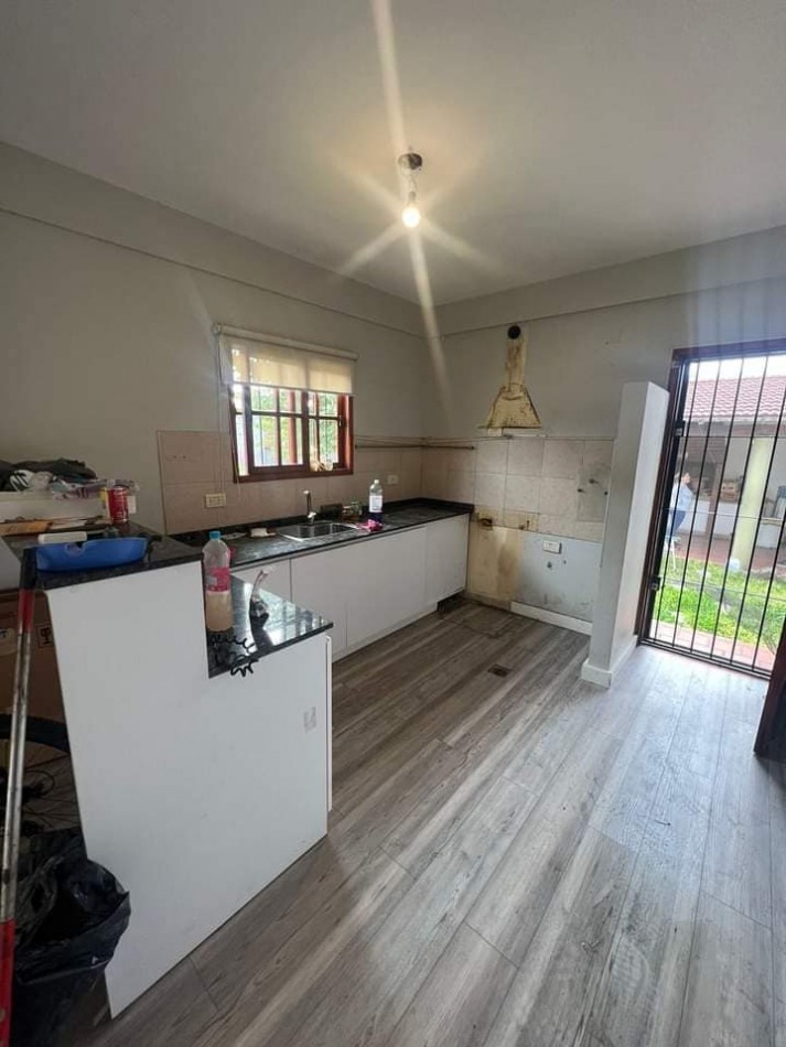 Vendo casa zona Santa Lucia/ Paracao.