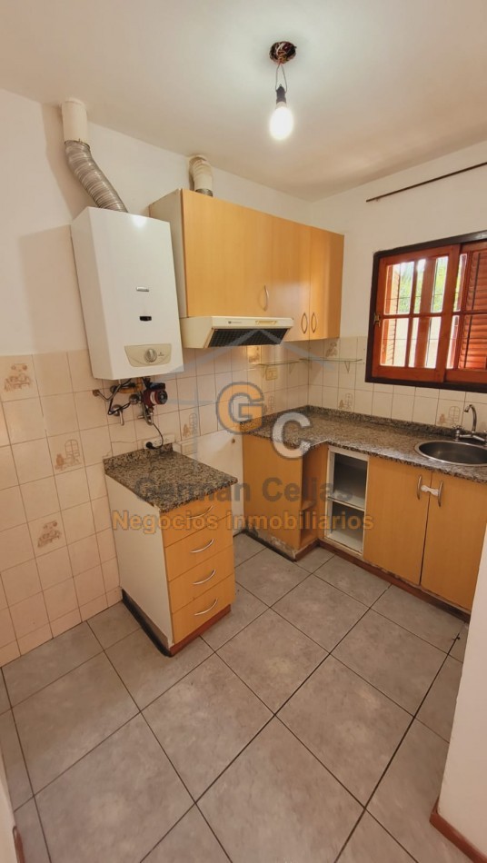 Vendo Duplex calle Ascasubi. a 150 mts de Ramirez