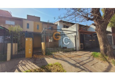 Vendo Duplex calle Ascasubi. a 150 mts de Ramirez